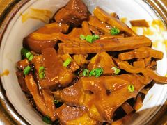-荟廷·晶萃(陆家嘴尚悦湾店)