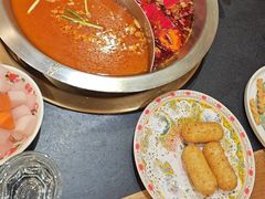 -沸炉重庆老火锅(军事博物馆店)