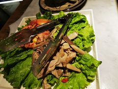 -尚尚仙·酸汤猪手·猪肚鸡火锅(华联万柳购物中心店)