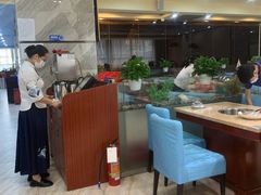 -海大大蒸汽海鲜餐厅·粤菜·特色小炒(欢乐颂店)