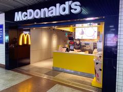 门面-麦当劳(中山公园龙之梦店)
