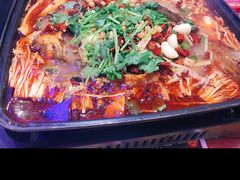 -八条友鲜货烧烤·脆皮烤鱼(石岩旗舰店)