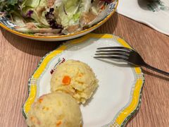 -玛格萝妮比萨屋(四平店)