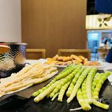 汤能喝好多碗,简直可以鲜掉了眉毛啊!服务员很主动
