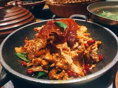 手撕鸡-吃饭皇帝大土家民族菜(正大广场店)