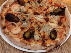 地中海海鲜披萨-城市大道红炉披萨烘焙坊