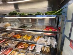 -二钢串叔麻辣烫(华龙大厦店)