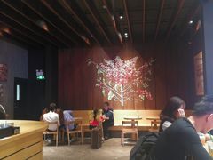 大堂-星巴克(广州南站A18检票口楼上)