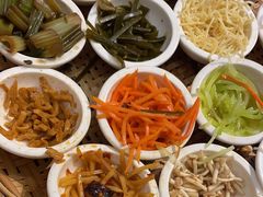 -包整·丝娃娃(一览甲秀楼风景店)