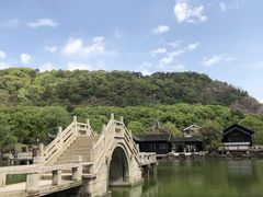 景点-灵岩山风景区