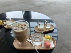 -亚龙湾喜来登·美景台大堂吧