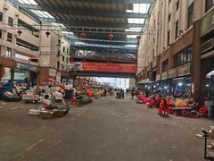 -三亚新鸿港水果一级批发市场