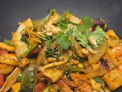 -醉人椒麻辣香锅(王府井喜悦店)