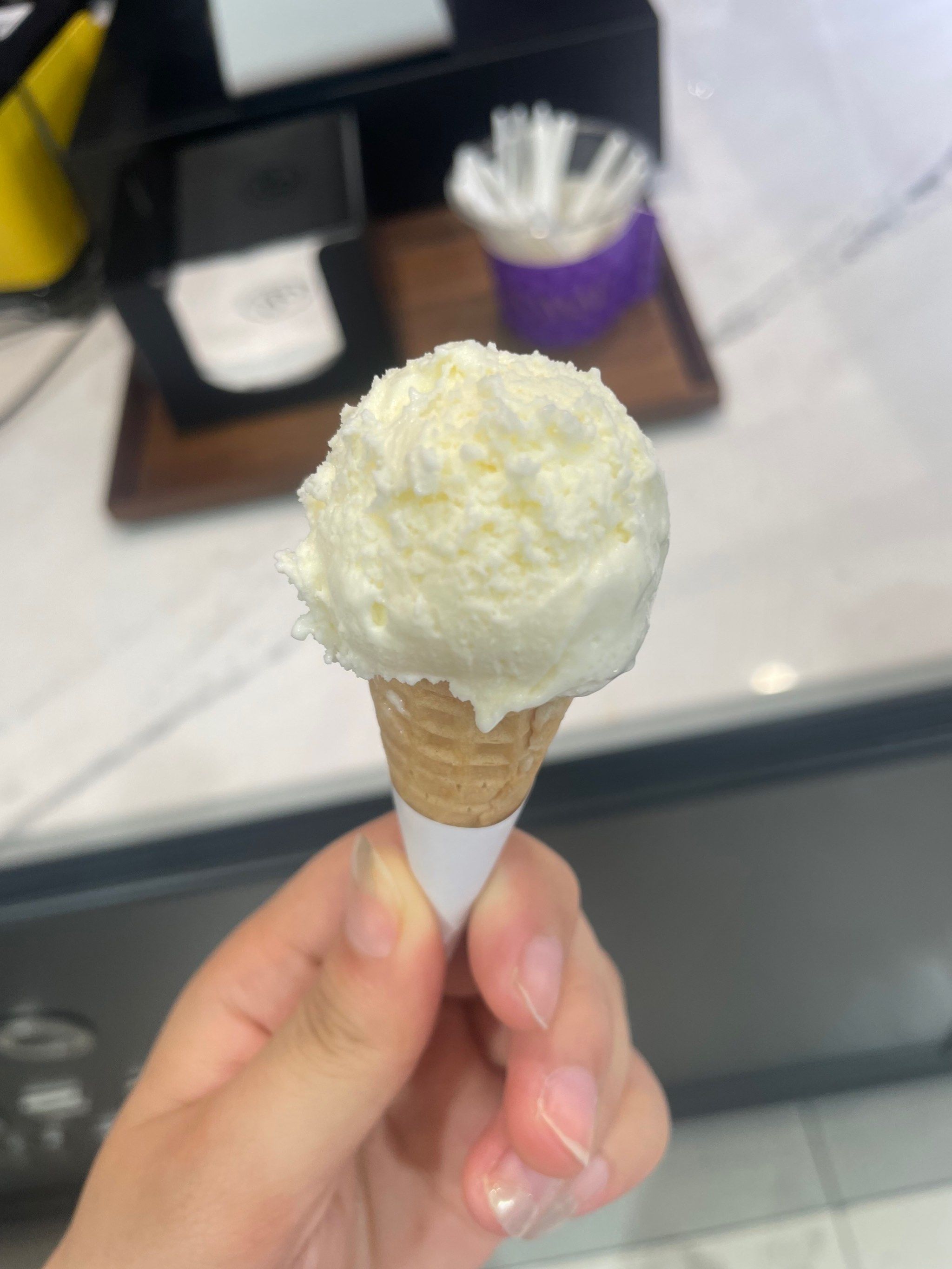 可能是我见过最小的冰淇淋了