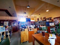 -麦田书店(国防路店)