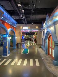 -点点梦想城(鑫苑都汇店)