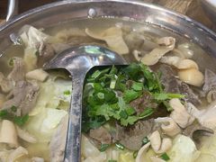 -冯烫烫跷脚牛肉·川菜小馆(武胜西街店)