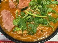 -肥汁米蘭香港米线(定西路店)