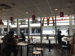 大堂-麦当劳(三亚凤凰机场店)