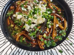 响油鳝糊-老洋房花园饭店(绍兴路店)