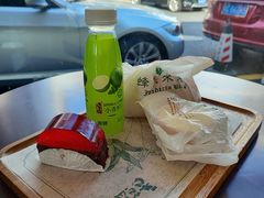 -蜂蝶来饼店(拱北总店)