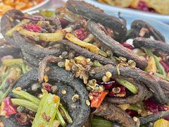 -丹水桥地锅鱼·翘嘴鲌·地方特色全鱼宴(丹江口大坝店)