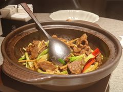 -虹潮荟·餐桌上的美食地理(太阳宫店)