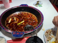 -何师傅美蛙鱼头(汉街店)