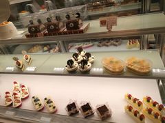 -好利来(高新枫叶广场店)