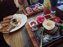 -加菲咖啡西餐厅garfield coffee(蓝宝石大厦店)