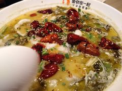 -鱼你在一起(奉贤宝龙城广场店)