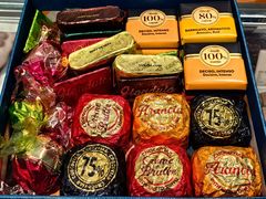 -VENCHI 闻绮(北京国贸商城店)