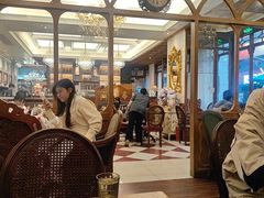 -秘密旅行Bonjour(黑金冠 江南西店)