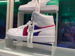 -NIKE品牌体验店(南京东路店)