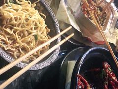 -何师烧烤·香辣蟹·川菜·30年老品牌(太古里旗舰店)
