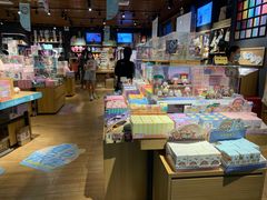-九木杂物社(新奥购物中心店)