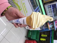 -全家便利店(长江南路站店)