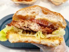 招牌秘制鸡腿堡-必胜客(砂之船中东奥莱店)