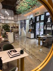 -巴黎婚纱摄影工作室