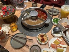 -巴奴毛肚火锅(龙湖锦艺城店)