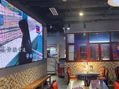 -马路牙子烧烤音乐酒馆(望京店)