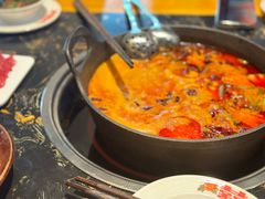 -憨孃孃·重庆老火锅(红山黑金店)