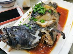 -四川小胡子海鲜(丁村万人海鲜广场店)