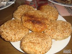 芝麻烧饼，1元1个-东兴顺爆肚张