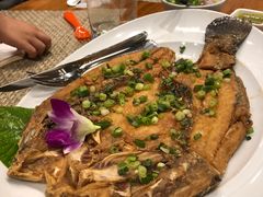 烤鱼-Chom Cafe and Restaurant