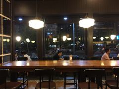 大堂-星巴克(杭州银泰城西一店)