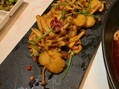 -荟廷·晶萃(陆家嘴尚悦湾店)
