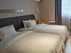 -锦江之星(广州海珠江泰路地铁站店)