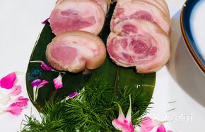 Green Bean Crystal Pork Jelly
