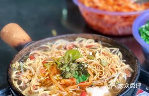 Old Friend Pork Offal Yee Mien